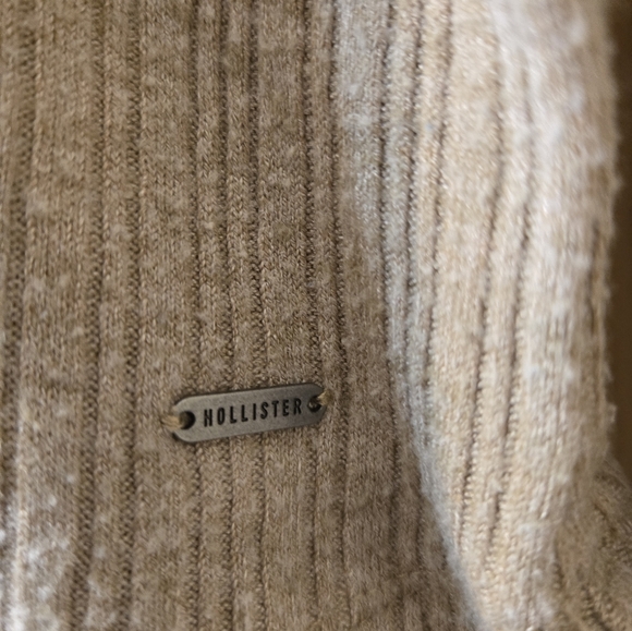 Hollister Cropped Ribbed Beige Long Sleeve sz M - Picture 3 of 5